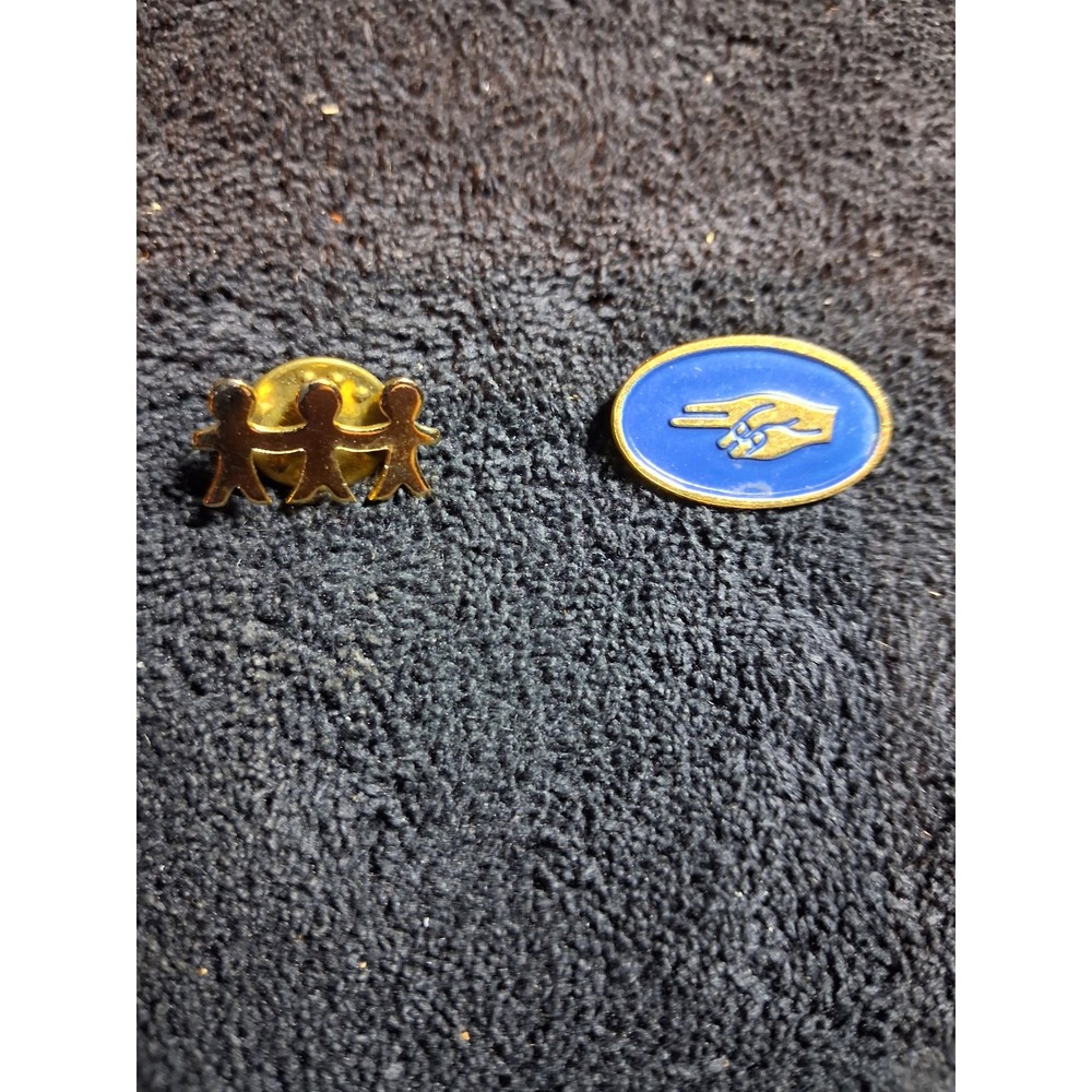Vintage Gold Tone United Way Pin and Brownie's Blue Enamel Hand Gesture Pin Lot